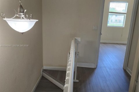 Copropriété à louer à Homestead, Floride: 3 chambres, 123.1 m2 № 2390218 - photo 9