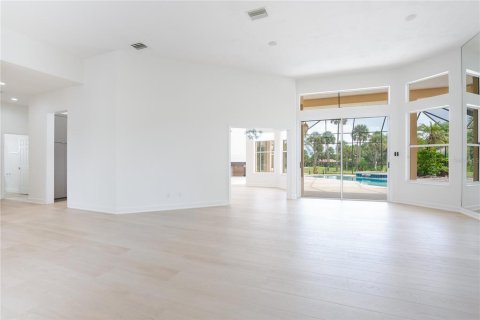 House in Palm Coast, Florida 4 bedrooms, 280.1 sq.m. № 1911934 - photo 30