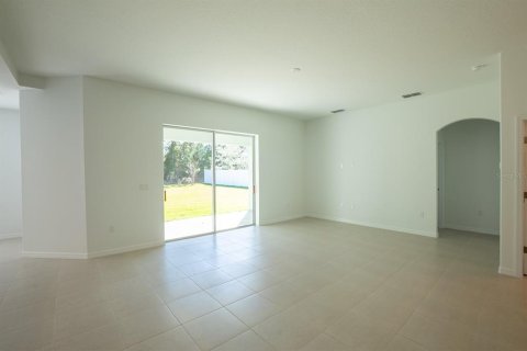 Casa en venta en Palm Coast, Florida, 3 dormitorios, 167.22 m2 № 2148794 - foto 7