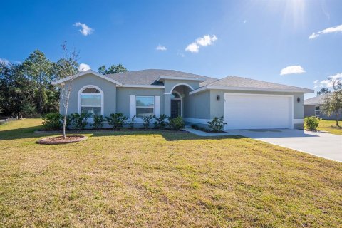 Casa en Palm Coast, Florida 3 dormitorios, 167.22 m2 № 2148794