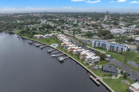 Copropriété à vendre à Tampa, Floride: 1 chambre, 78.6 m2 № 1919606 - photo 11