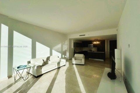 Copropriété à louer à Miami, Floride: 2 chambres, 112.23 m2 № 1997965 - photo 2