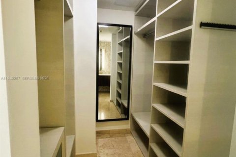 Copropriété à louer à Miami, Floride: 2 chambres, 112.23 m2 № 1997965 - photo 12