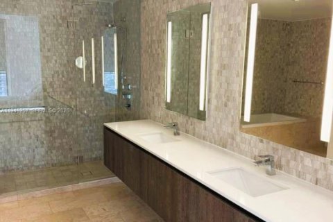 Copropriété à louer à Miami, Floride: 2 chambres, 112.23 m2 № 1997965 - photo 13