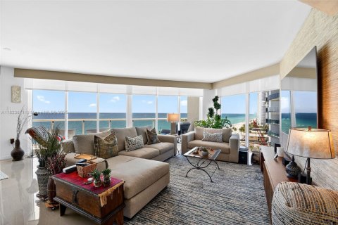 Copropriété à vendre à Sunny Isles Beach, Floride: 3 chambres, 205.31 m2 № 1978474 - photo 3