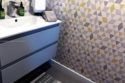 Copropriété à vendre à Sunny Isles Beach, Floride: 3 chambres, 205.31 m2 № 1978474 - photo 29