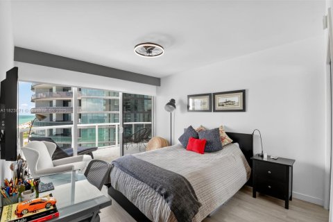 Copropriété à vendre à Sunny Isles Beach, Floride: 3 chambres, 205.31 m2 № 1978474 - photo 22