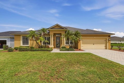 House in Lakeland, Florida 4 bedrooms, 218.97 sq.m. № 2354930