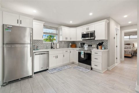 Casa en venta en Key Largo, Florida, 4 dormitorios, 159.42 m2 № 1998024 - foto 21