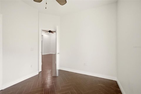 House in Bradenton, Florida 3 bedrooms, 156.08 sq.m. № 2267549 - photo 10
