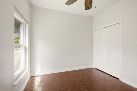 House in Bradenton, Florida 3 bedrooms, 156.08 sq.m. № 2267549 - photo 9