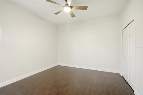 House in Bradenton, Florida 3 bedrooms, 156.08 sq.m. № 2267549 - photo 3