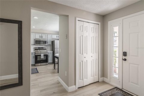 Casa en venta en Kissimmee, Florida, 4 dormitorios, 171.31 m2 № 2234254 - foto 12
