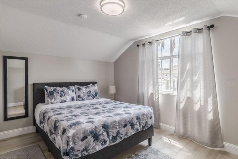 Casa en venta en Kissimmee, Florida, 4 dormitorios, 171.31 m2 № 2234254 - foto 21
