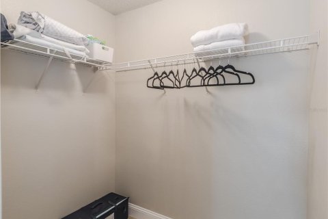 Casa en venta en Kissimmee, Florida, 4 dormitorios, 171.31 m2 № 2234254 - foto 16
