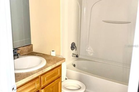 Townhouse in Kissimmee, Florida 3 bedrooms, 108.88 sq.m. № 1832808 - photo 16