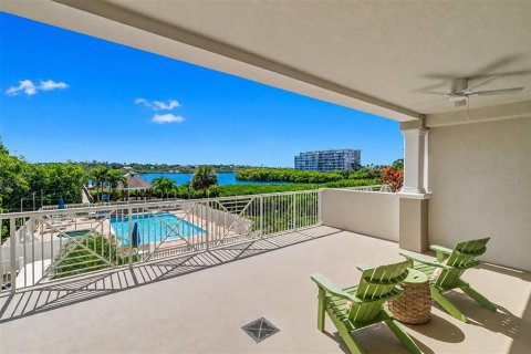 Condominio en venta en Indian Shores, Florida, 3 dormitorios, 144.93 m2 № 2275616 - foto 18