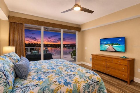 Condominio en venta en Indian Shores, Florida, 3 dormitorios, 144.93 m2 № 2275616 - foto 5