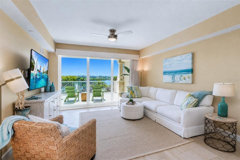 Condominio en venta en Indian Shores, Florida, 3 dormitorios, 144.93 m2 № 2275616 - foto 16