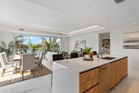 Condo in Clearwater, Florida, 3 bedrooms № 2095650 - photo 16