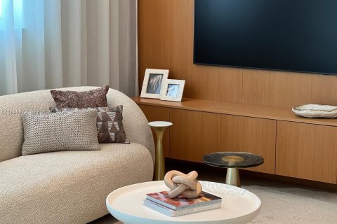 Снять в аренду кондоминиум в Майами, Флорида 3 спальни, 140.56м2, № 1985893 - фото 8