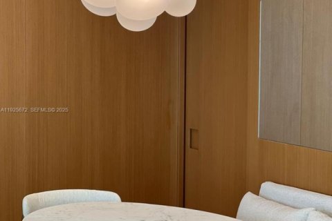 Снять в аренду кондоминиум в Майами, Флорида 3 спальни, 140.56м2, № 1985893 - фото 7