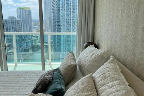 Снять в аренду кондоминиум в Майами, Флорида 3 спальни, 140.56м2, № 1985893 - фото 12