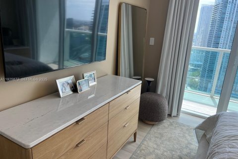 Снять в аренду кондоминиум в Майами, Флорида 3 спальни, 140.56м2, № 1985893 - фото 13