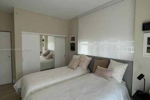 Снять в аренду кондоминиум в Майами, Флорида 3 спальни, 140.56м2, № 1985893 - фото 19