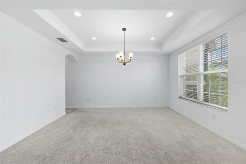 House in Wesley Chapel, Florida 7 bedrooms, 506.5 sq.m. № 1758159 - photo 22