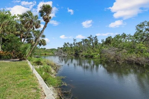 Villa ou maison à vendre à Bradenton, Floride: 2 chambres, 76.09 m2 № 1629003 - photo 11
