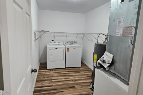 Casa en venta en Williston, Florida, 3 dormitorios, 183.2 m2 № 2102474 - foto 25