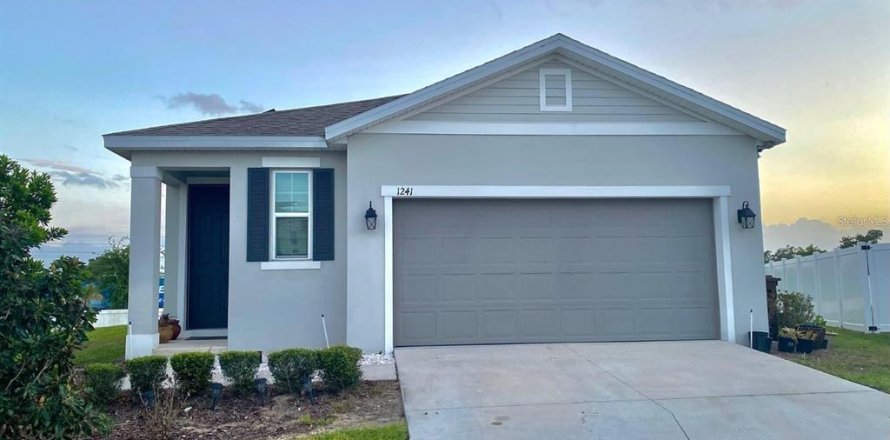 Casa en Haines City, Florida 3 dormitorios, 160.35 m2 № 2145547