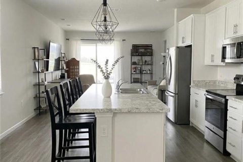 Casa en alquiler en Haines City, Florida, 3 dormitorios, 160.35 m2 № 2145547 - foto 5