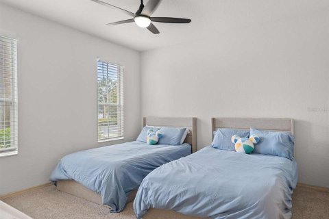 Townhouse in Davenport, Florida 4 bedrooms, 172.43 sq.m. № 1870693 - photo 11