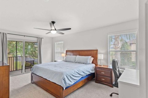Townhouse in Davenport, Florida 4 bedrooms, 172.43 sq.m. № 1870693 - photo 8