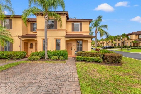 Townhouse in Davenport, Florida 4 bedrooms, 172.43 sq.m. № 1870693 - photo 1