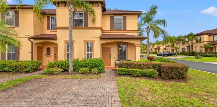 Townhouse in Davenport, Florida 4 bedrooms, 172.43 sq.m. № 1870693