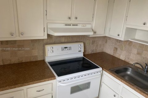 Condominio en alquiler en Pompano Beach, Florida, 1 dormitorio, 60.39 m2 № 1969768 - foto 6