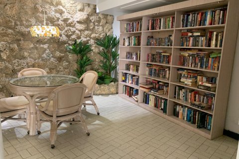 Condominio en alquiler en Pompano Beach, Florida, 1 dormitorio, 60.39 m2 № 1969768 - foto 17