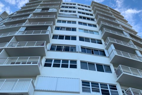 Condominio en alquiler en Pompano Beach, Florida, 1 dormitorio, 60.39 m2 № 1969768 - foto 2