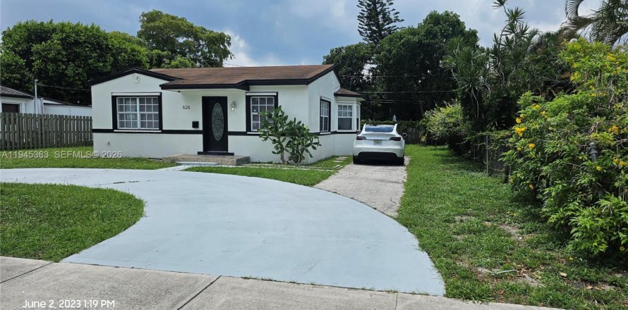 Casa en Hollywood, Florida 2 dormitorios, 116.13 m2 № 2001804