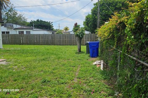 Casa en alquiler en Hollywood, Florida, 2 dormitorios, 116.13 m2 № 2001804 - foto 6