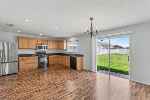 Купить виллу или дом в Малберри, Флорида 9 комнат, 222.59м2, № 2152273 - фото 12