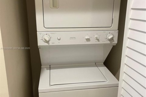 Copropriété à louer à Miami, Floride: 1 chambre, 72.46 m2 № 1984436 - photo 20