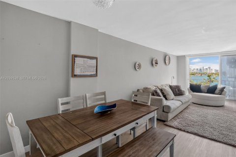 Copropriété à vendre à Miami Beach, Floride: 54.81 m2 № 2265137 - photo 11