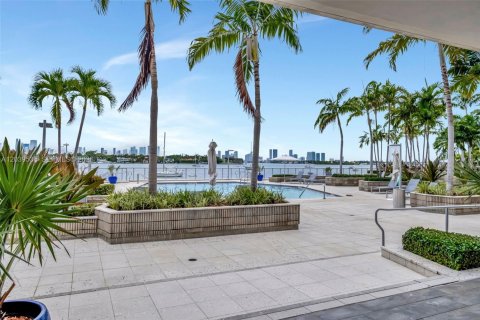 Copropriété à vendre à Miami Beach, Floride: 54.81 m2 № 2265137 - photo 28