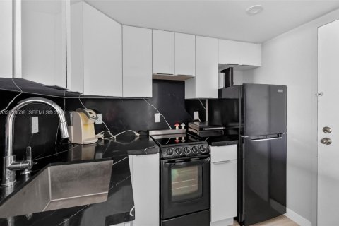 Copropriété à vendre à Miami Beach, Floride: 54.81 m2 № 2265137 - photo 10