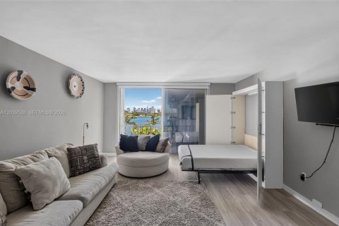 Copropriété à vendre à Miami Beach, Floride: 54.81 m2 № 2265137 - photo 18
