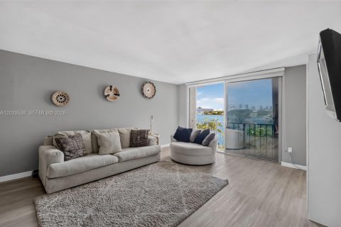 Copropriété à vendre à Miami Beach, Floride: 54.81 m2 № 2265137 - photo 3